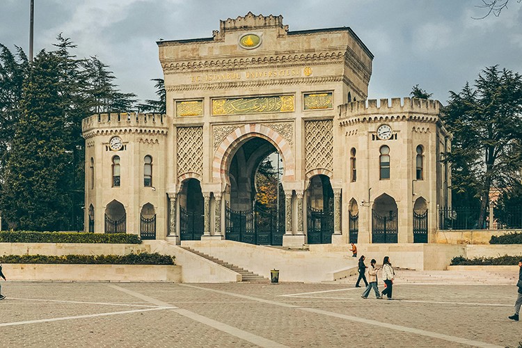 Sınav hazırlığı belediyecilik değil uzmanlık işidir