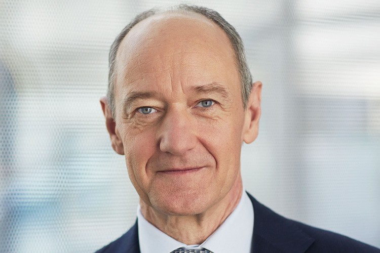 Siemens 2024 yılı güçlü büyüme beklentisini koruyor