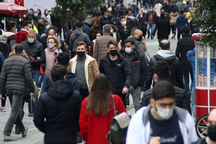 İstanbul, Ankara, İzmir'de vaka sayısı azaldı