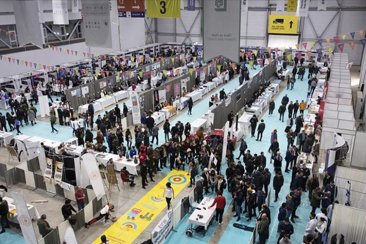 "Doğu Anadolu Kariyer Fuarı" sürüyor