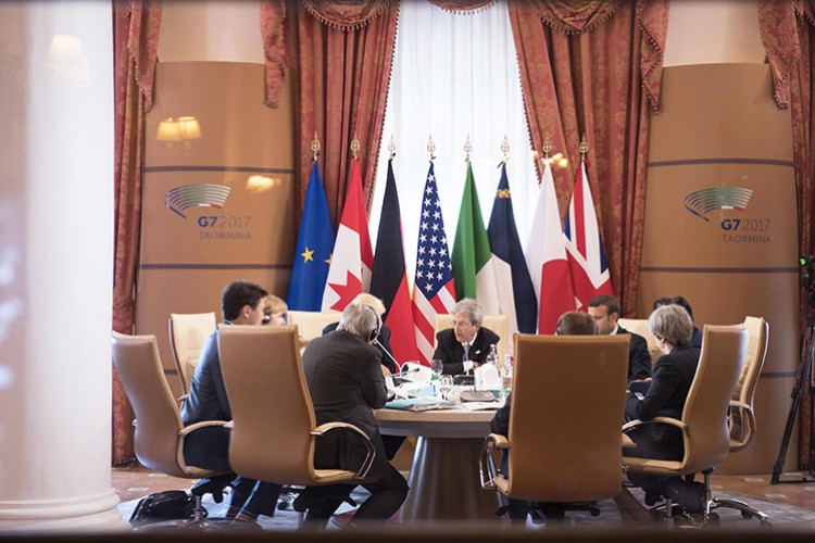 Gözler G 7 zirvesinde