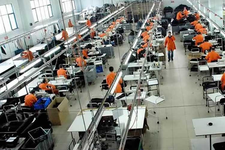 ABD'de fabrika siparişleri ağustosta beklenenden fazla arttı