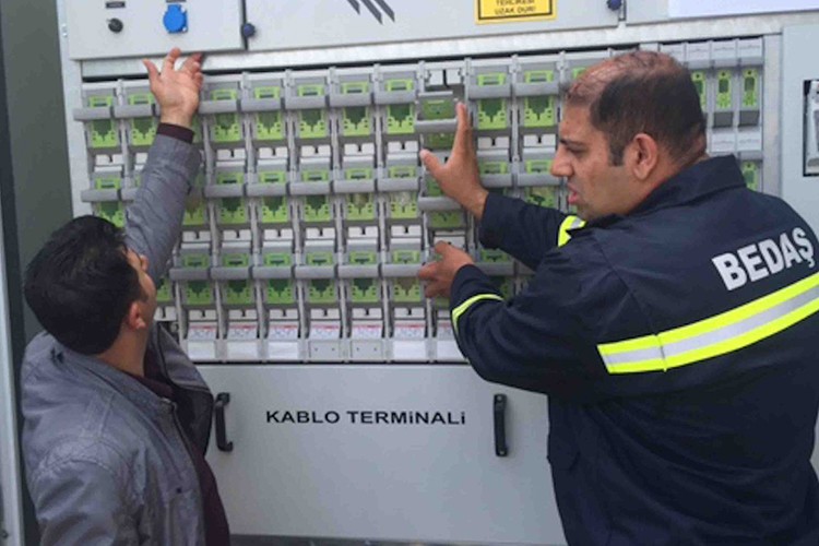 Yeni yapılara enerji