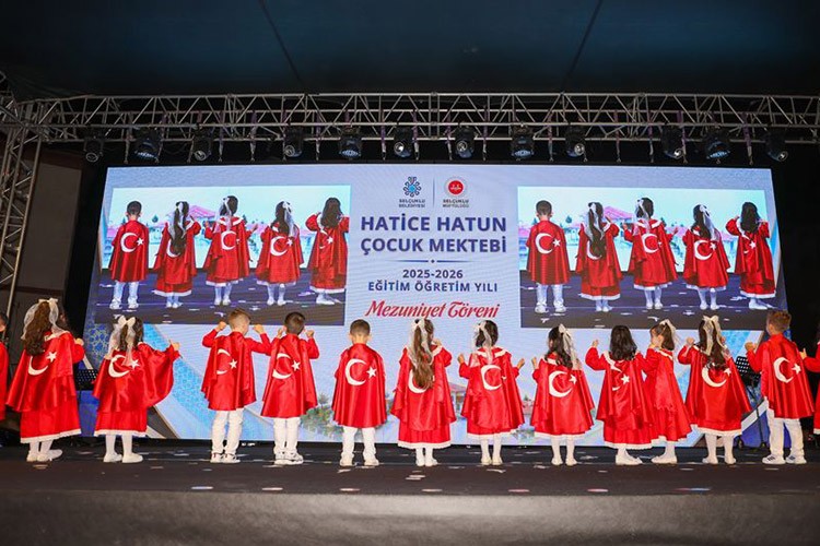 Hatice Hatun Külliyesi Çocuk Mektebi'nde mezuniyet heyecanı yaşandı
