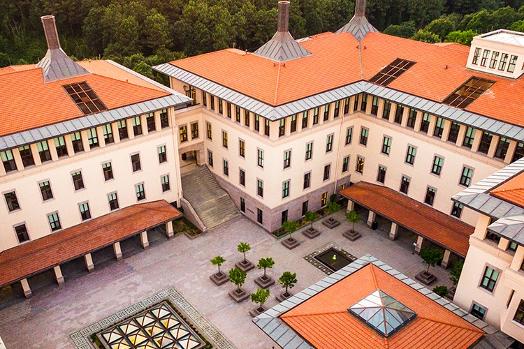 Koç Üniversitesi eritesi İşletme Enstitüsü'nden rekor yükseliş