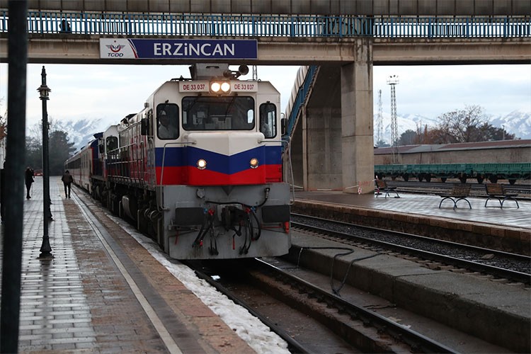 Turistik Doğu Ekspresi, Erzincan'a ulaştı