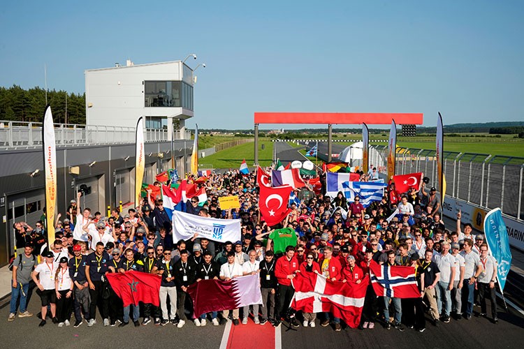 Türk gençleri Shell Eco-marathon 2026 için Polonya'da