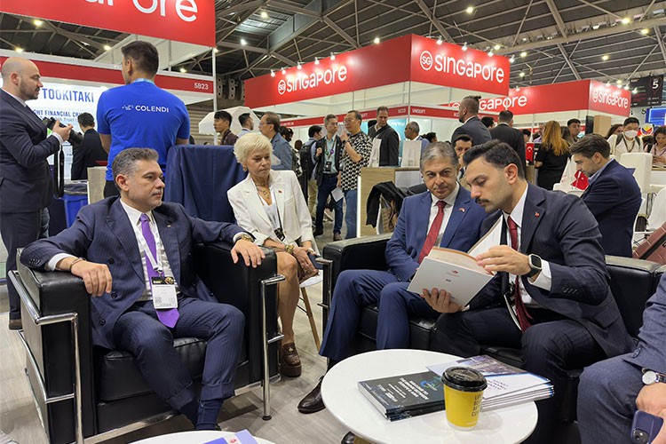 Fintek Alanında Uzak Doğu'ya Yapılan En Büyük Çıkartma