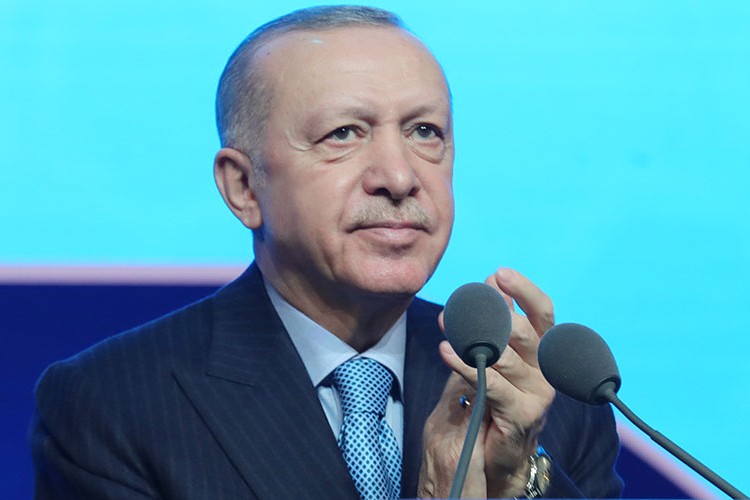 "Sağlık çalışanlarının iki önemli sorununu çözüyoruz"