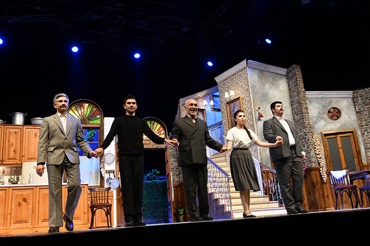 "Zengin Mutfağı" ile yeniden Türkiye turnesinde