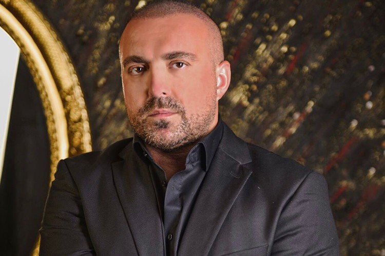 Erkan Okcu yeniden stüdyoda