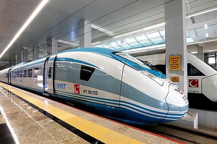 24 milyon dijital tren biletiyle 3 bin ağaç kurtuldu