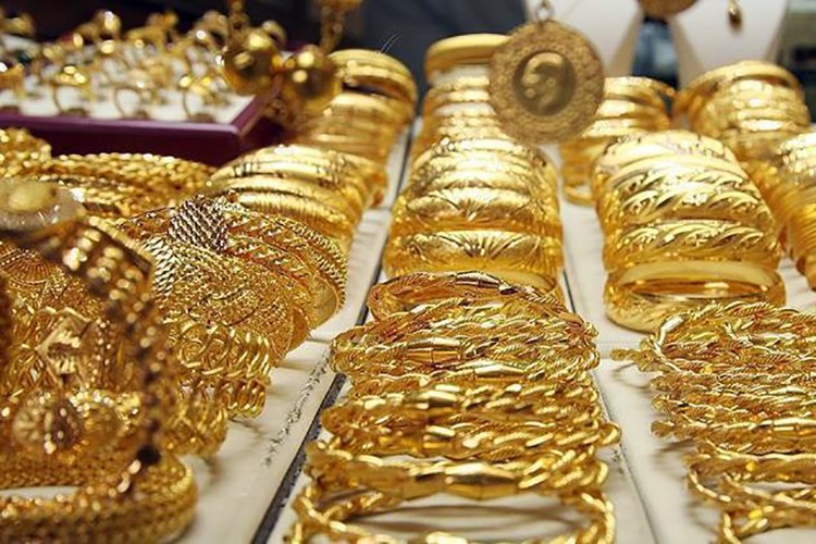 Kapalıçarşı'da altın