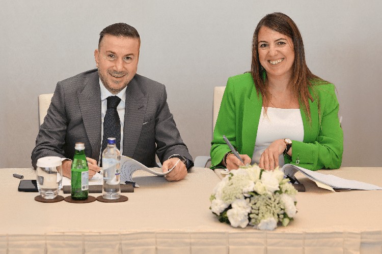 Türkiye portföyündeki 100. otel