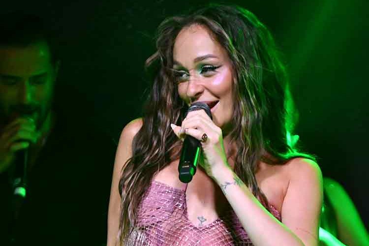 Bodrum'un Barbie'si Alya