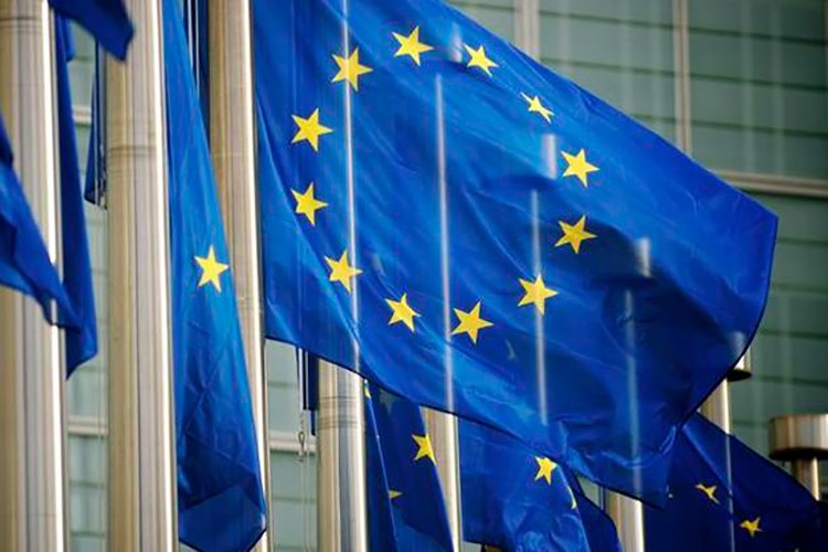 AB ekonomik büyüme tahminini düşürdü