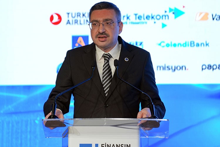 "Yatırım fonlarında 5,4 milyon yatırımcıya ulaştık"