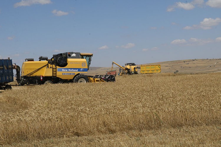 Yozgatlı çiftçilerden toprak işlemesiz tarım