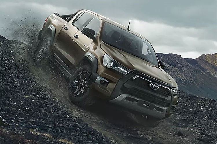 Toyota Hilux, 2025 Dakar Rallisi'nde zafere ulaştı