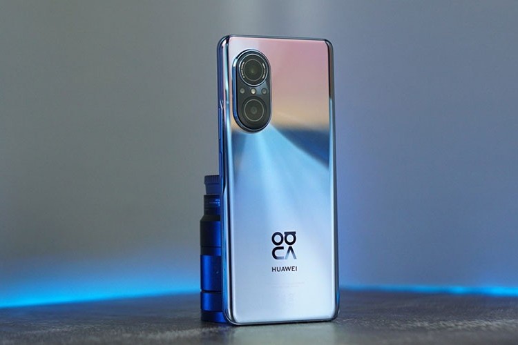 En genç Huawei nova 9 SE Türkiye'de
