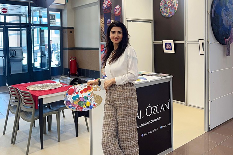 Anadolu motiflerinin çağdaş yorumu