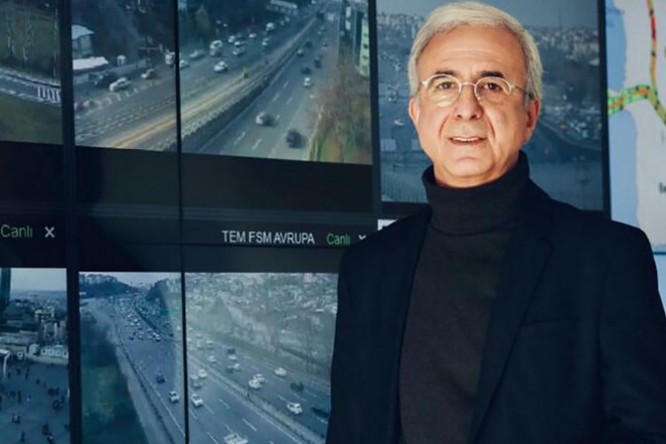 Kıyıya paralel hatlar çalışıyoruz