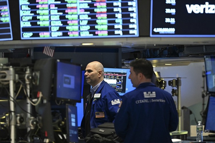 Küresel piyasalar haftaya karışık seyirle başladı