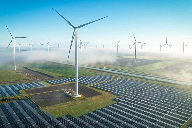 Enerjide yerli kaynaklara geçiliyor