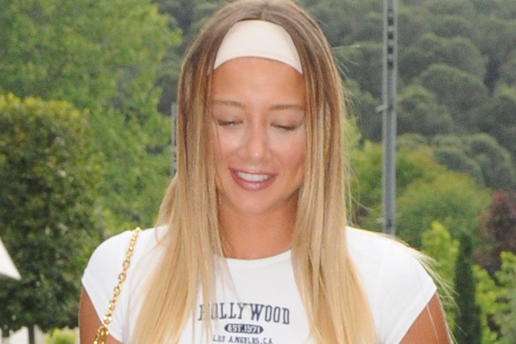 Aleyna Kalaycıoğlu: Adada şarkı sözleri yazdım