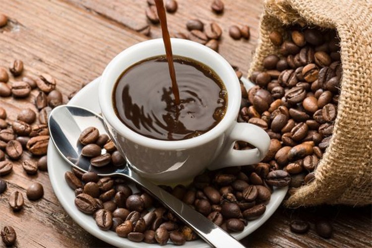 Kafein ilaçların etkilerini ve yan etkilerini artırabiliyor