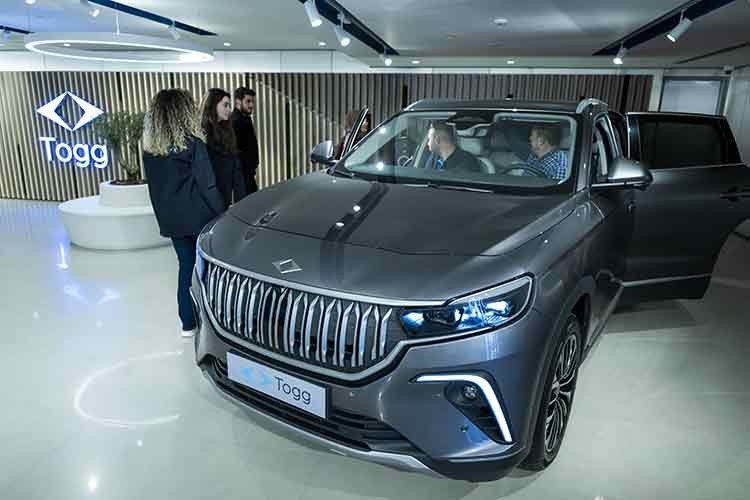 Başkentliler Togg'u yeni açılan merkezde deneyimliyor