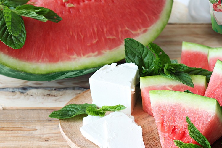 Yazın ayrılmaz ikilisi beyaz peynir ve karpuz