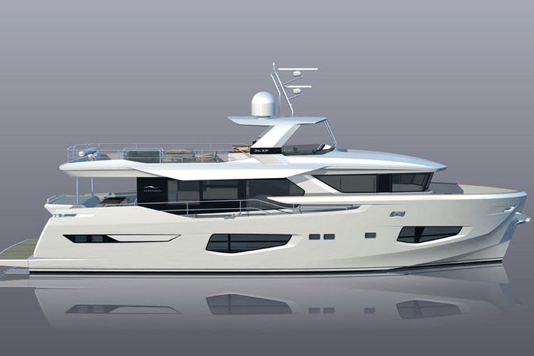 Numarine yeni Süperyat Miouch'u denize indirdi