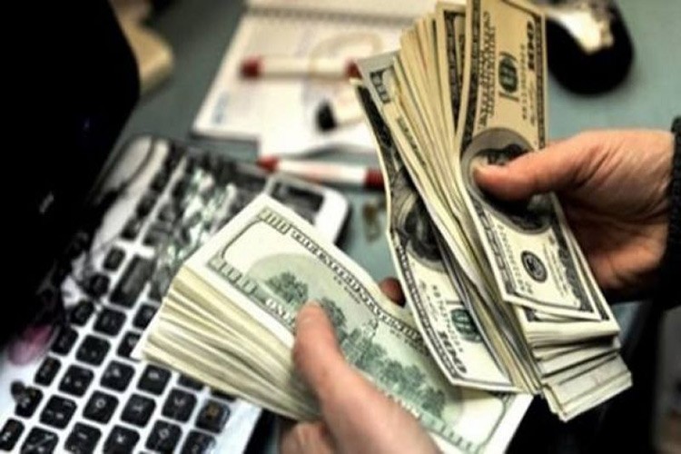 Özel sektörün yurt dışı kredi borcu yükseldi