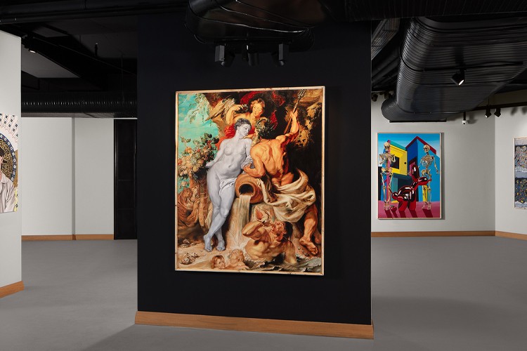 Loft Art'ın Yeni Sergisi Çarpıcı Eserlerden Oluşuyor