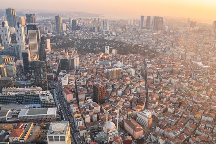 İstanbul'da ofis kiralarının metrekaresi 20 doları geçti
