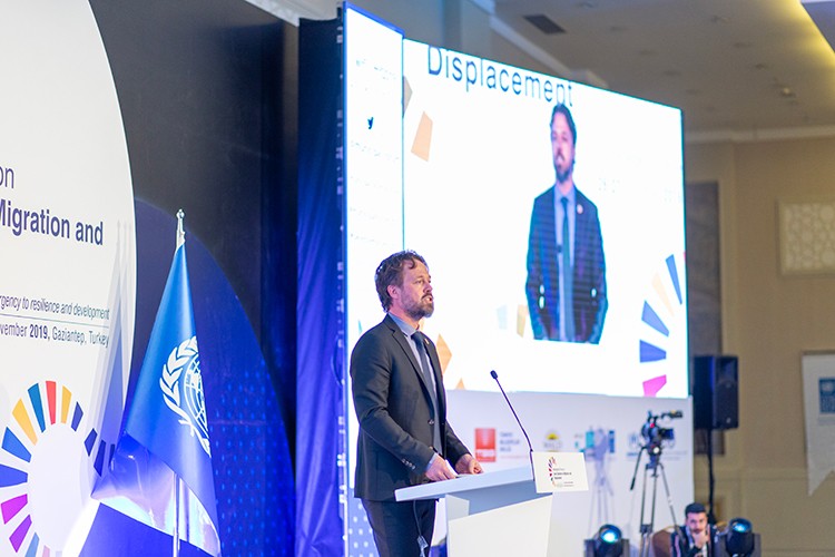 Göç ve yerinden edilme