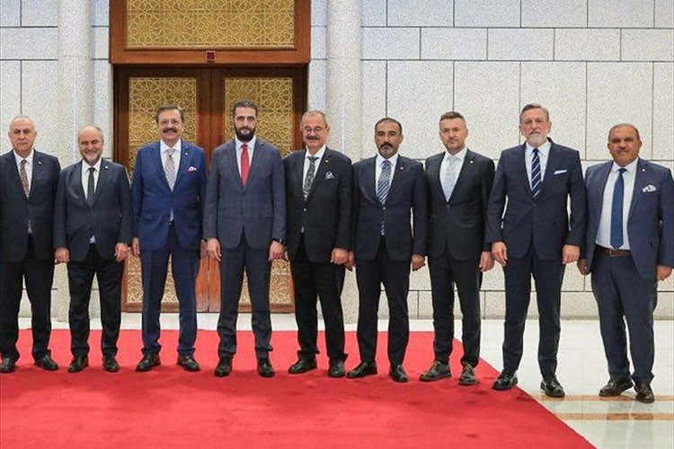 Hisarcıklıoğlu, Suriye Cumhurbaşkanı Şara ile bir araya geldi: