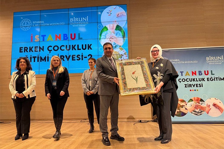 İstanbul'da "Erken Çocukluk Eğitimi Zirvesi" düzenlendi