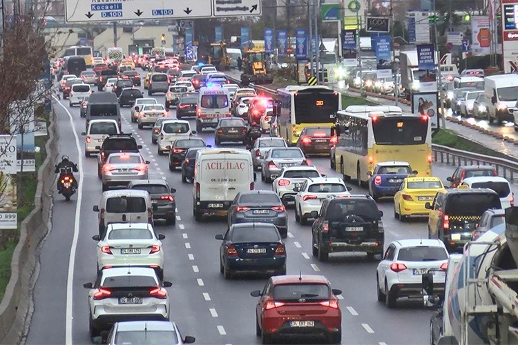 Trafiğe eylülde 212 bin 451 taşıtın kaydı yapıldı