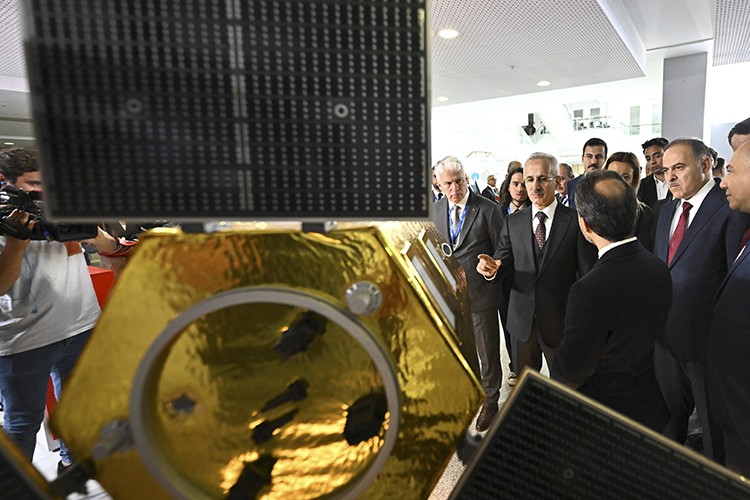 Yakın Yörünge ve Küp Uydu Çalıştayı başladı