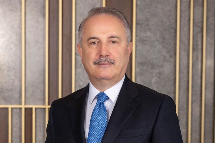 VakıfBank'ın Milli ekonomiye katkısını 8 kat artıran Abdi Serdar ÜstünSalih güven tazeledi