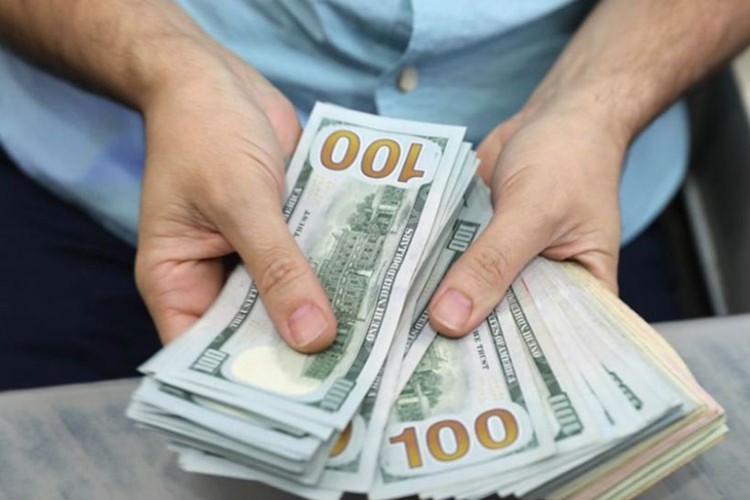 Dolar 5.80'e sabitlendi