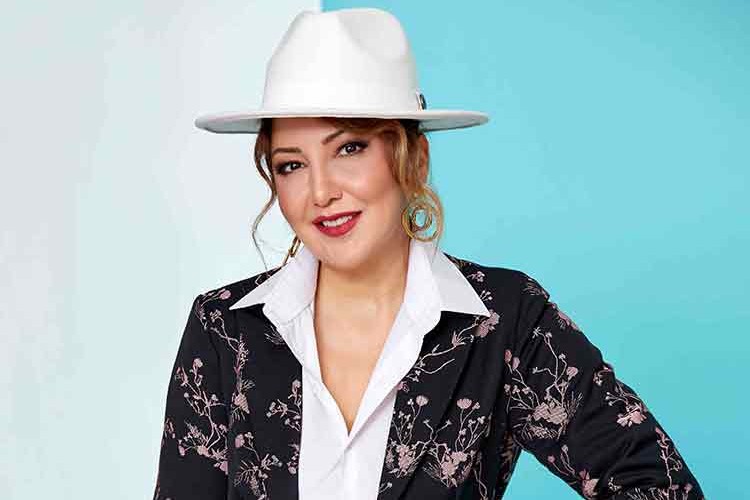 Hiç tanışmadığı babasına armağan etti