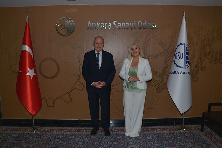 "Türkiye yurt dışından enflasyon ithal ediyor"