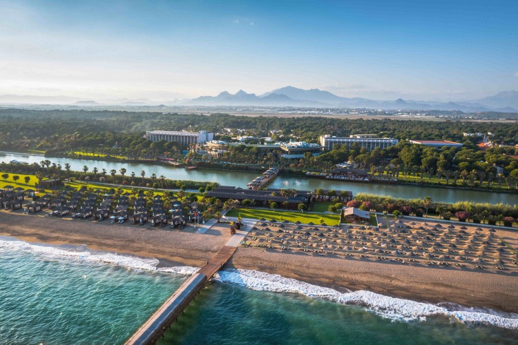 GLORIA HOTELS & RESORTS AYRICALIĞIYLA RÜYA GİBİ BİR BAYRAM!