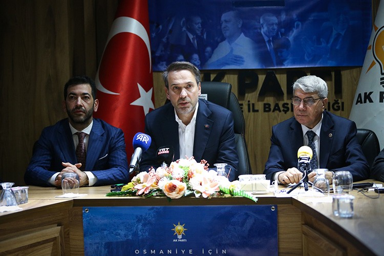 "Ekonomisi güçlü bir ülke haline geleceğiz"