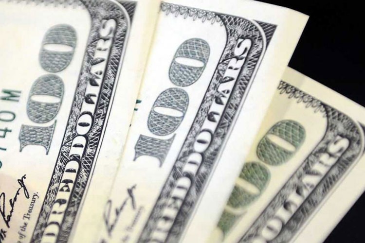 Amerikalıların gelirleri 2020'de düşüş gösterdi