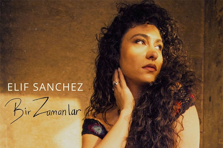 Elif Sanchez'den muhteşem ikili
