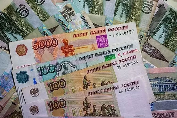 Rusya'nın bütçe açığı 331 milyar ruble